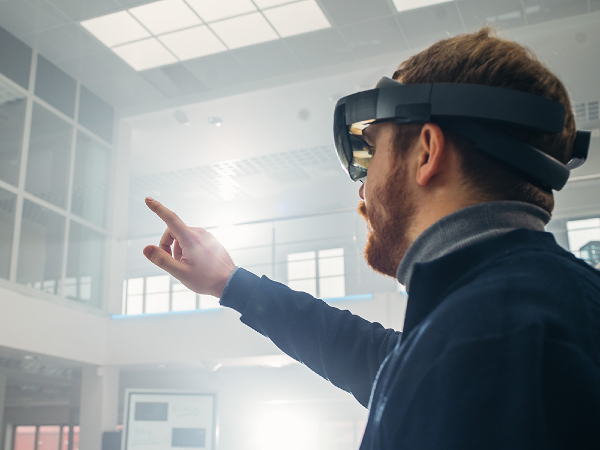 Man testing VR-goggles